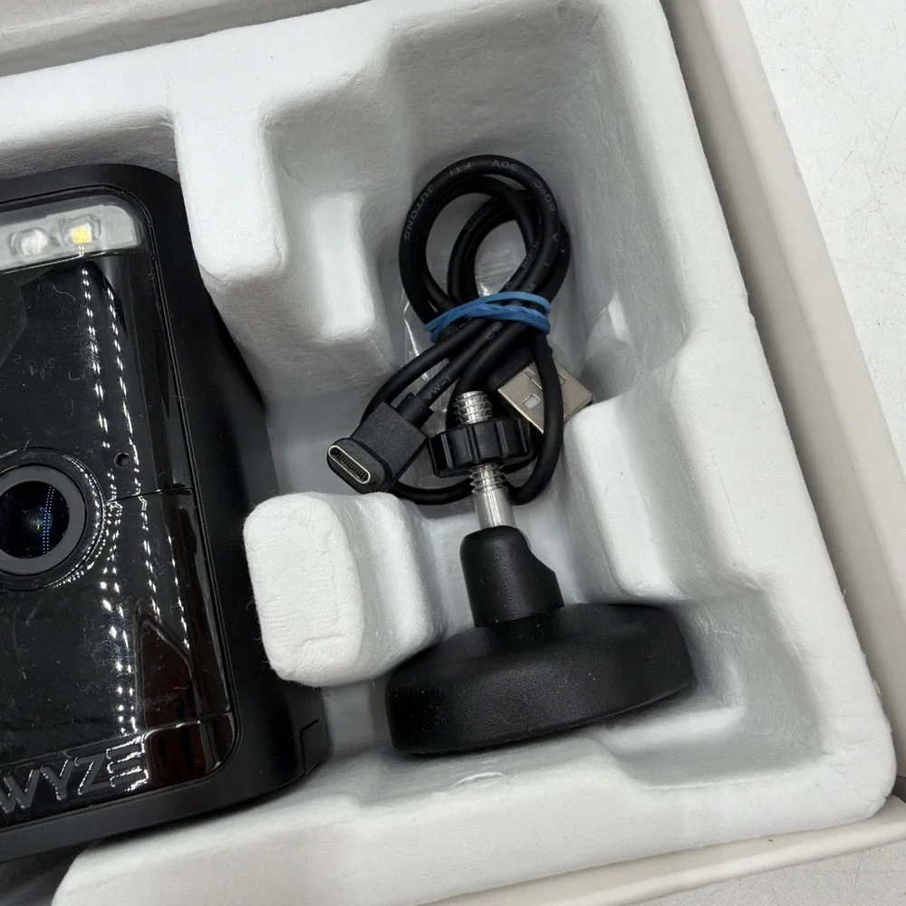 Wyze Battery Cam Pro 2k HDR Wireless Outdoor/Indoor Security Camera